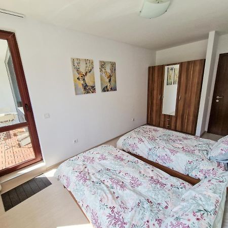 בורובץ Sunny Apartment C25 מראה חיצוני תמונה