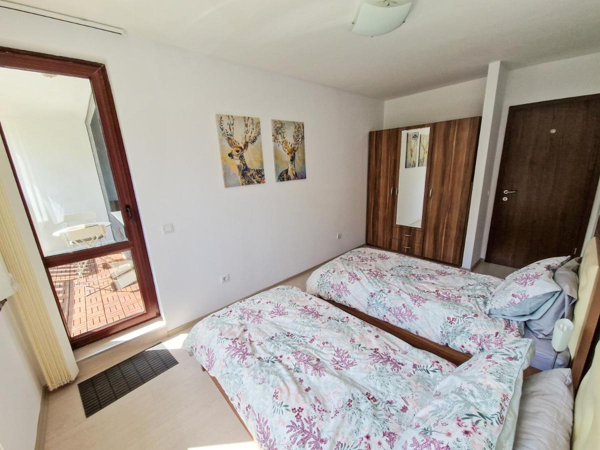 בורובץ Sunny Apartment C25 מראה חיצוני תמונה
