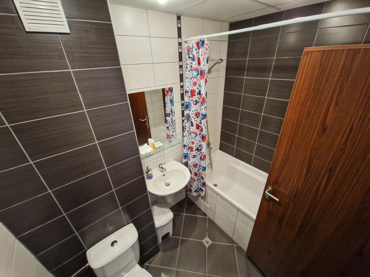בורובץ Sunny Apartment C25 מראה חיצוני תמונה