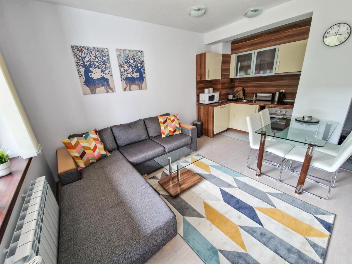 בורובץ Sunny Apartment C25 מראה חיצוני תמונה