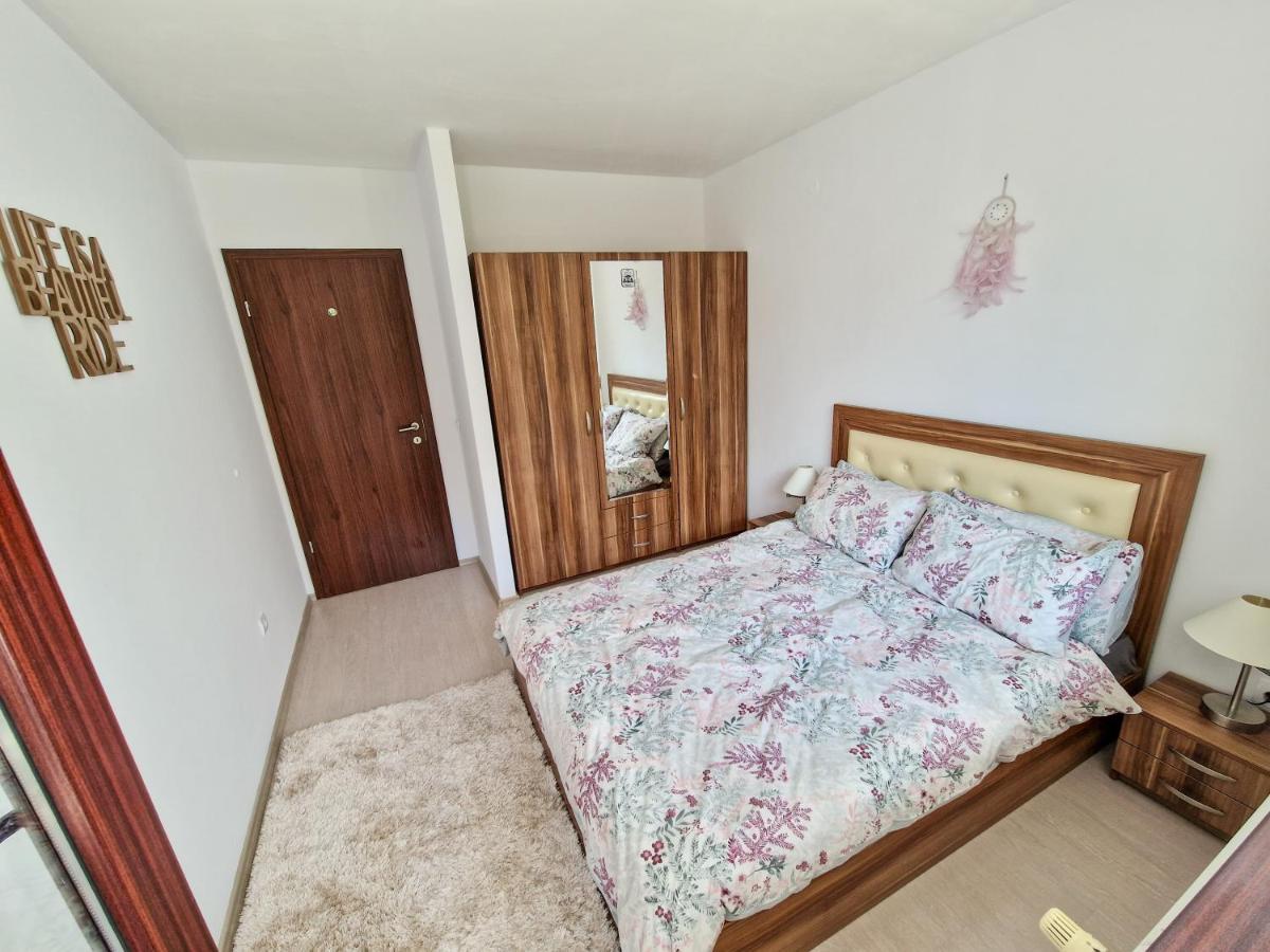 בורובץ Sunny Apartment C25 מראה חיצוני תמונה